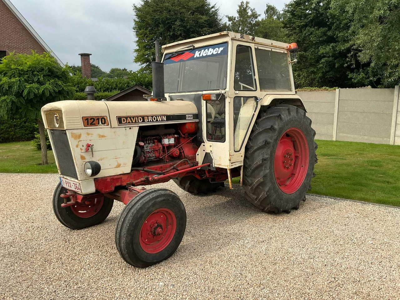 David Brown 1210 - Farm tractor: picture 1 David Brown 1210 - Farm tractor: picture 1