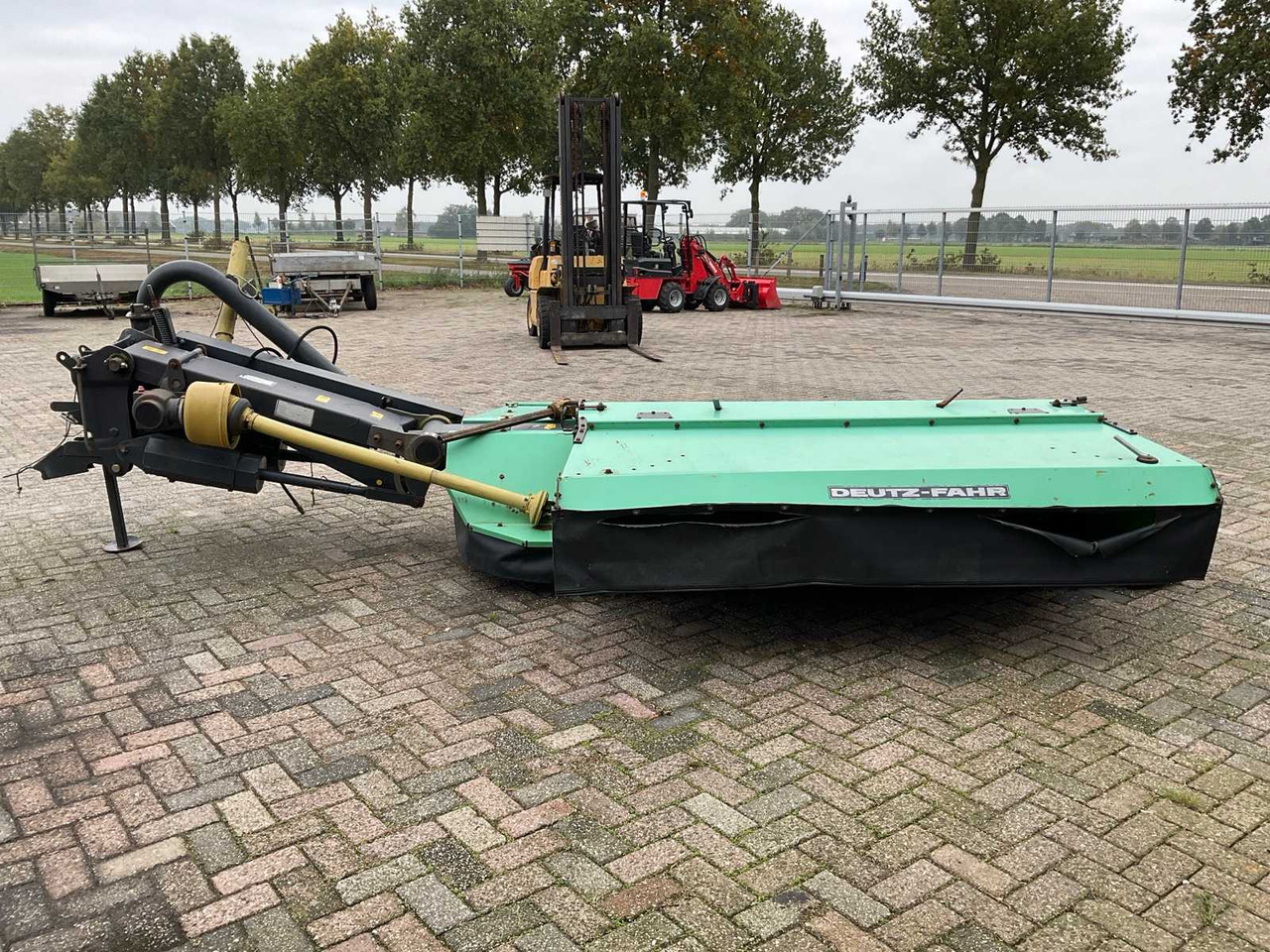 Deutz-Fahr KM 5.29 - Flail mower/ Mulcher: picture 5 Deutz-Fahr KM 5.29 - Flail mower/ Mulcher: picture 5