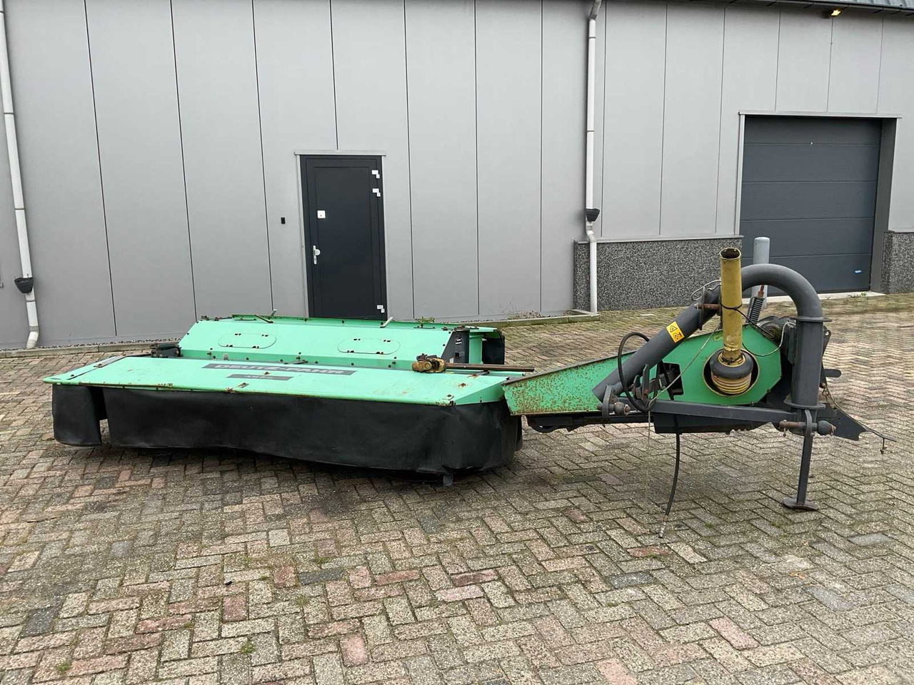 Deutz-Fahr KM 5.29 - Flail mower/ Mulcher: picture 1 Deutz-Fahr KM 5.29 - Flail mower/ Mulcher: picture 1