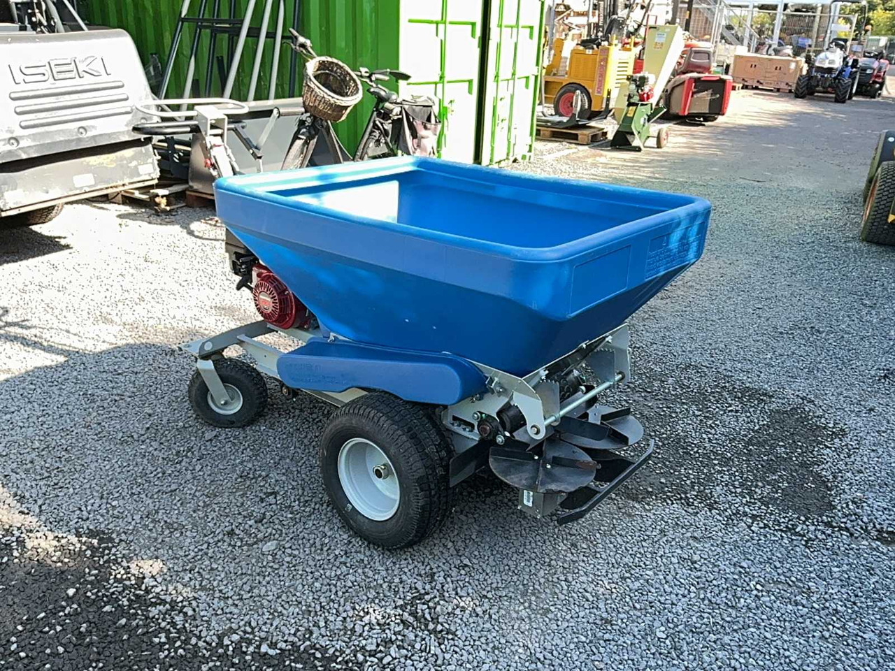 Ecolawn Eco 250 - Fertilizing equipment: picture 1 Ecolawn Eco 250 - Fertilizing equipment: picture 1