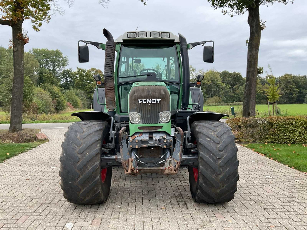Fendt 412 Vario TMS - Farm tractor: picture 2 Fendt 412 Vario TMS - Farm tractor: picture 2