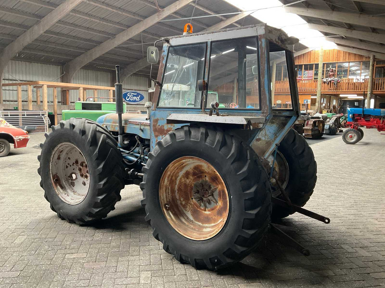 Fordson Major County Super 4 - Farm tractor: picture 2 Fordson Major County Super 4 - Farm tractor: picture 2