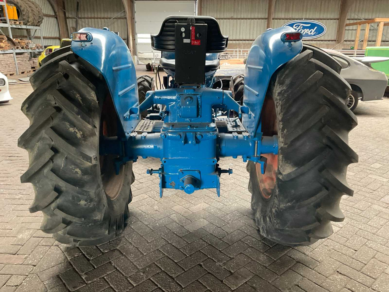 Farm tractor Fordson Super Major Roadless: picture 7