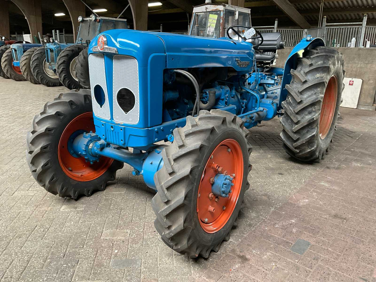 Fordson Super Major Roadless - Farm tractor: picture 1 Fordson Super Major Roadless - Farm tractor: picture 1
