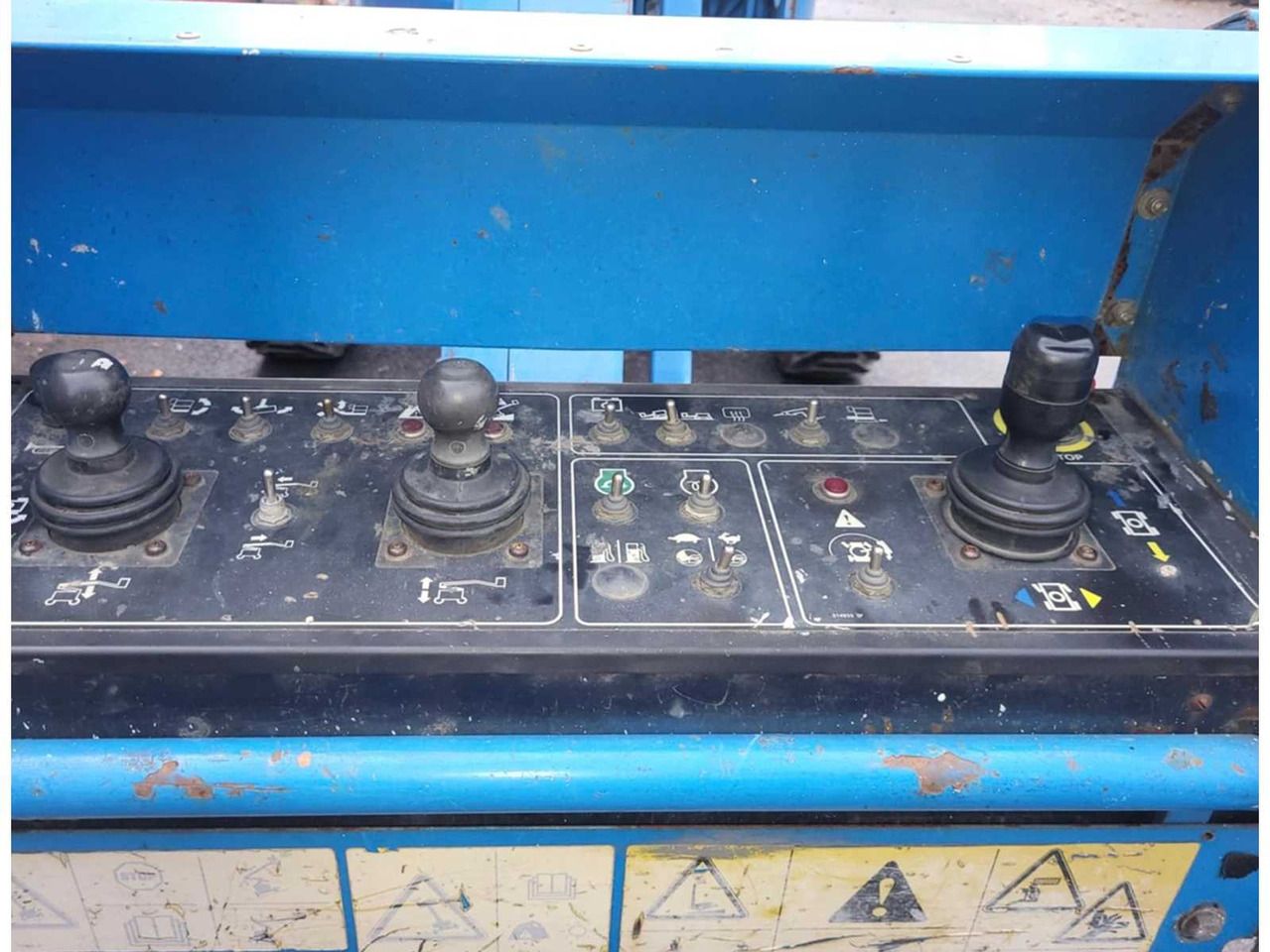 Aerial platform GENIE - 2014 - Z45/25J - AERIAL WORK PLATFORM: picture 9