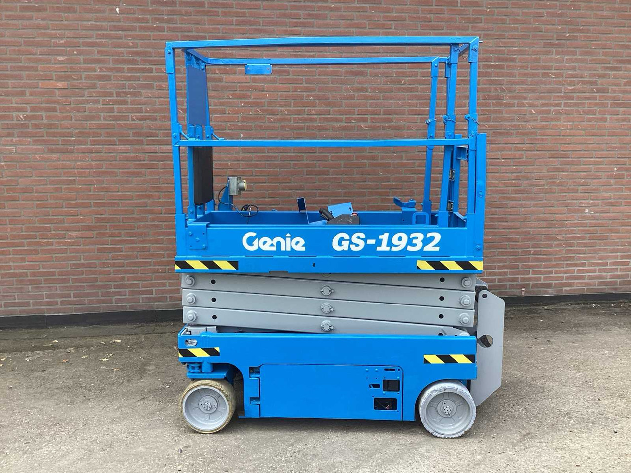 GENIE GS-1932 - Aerial platform: picture 1 GENIE GS-1932 - Aerial platform: picture 1