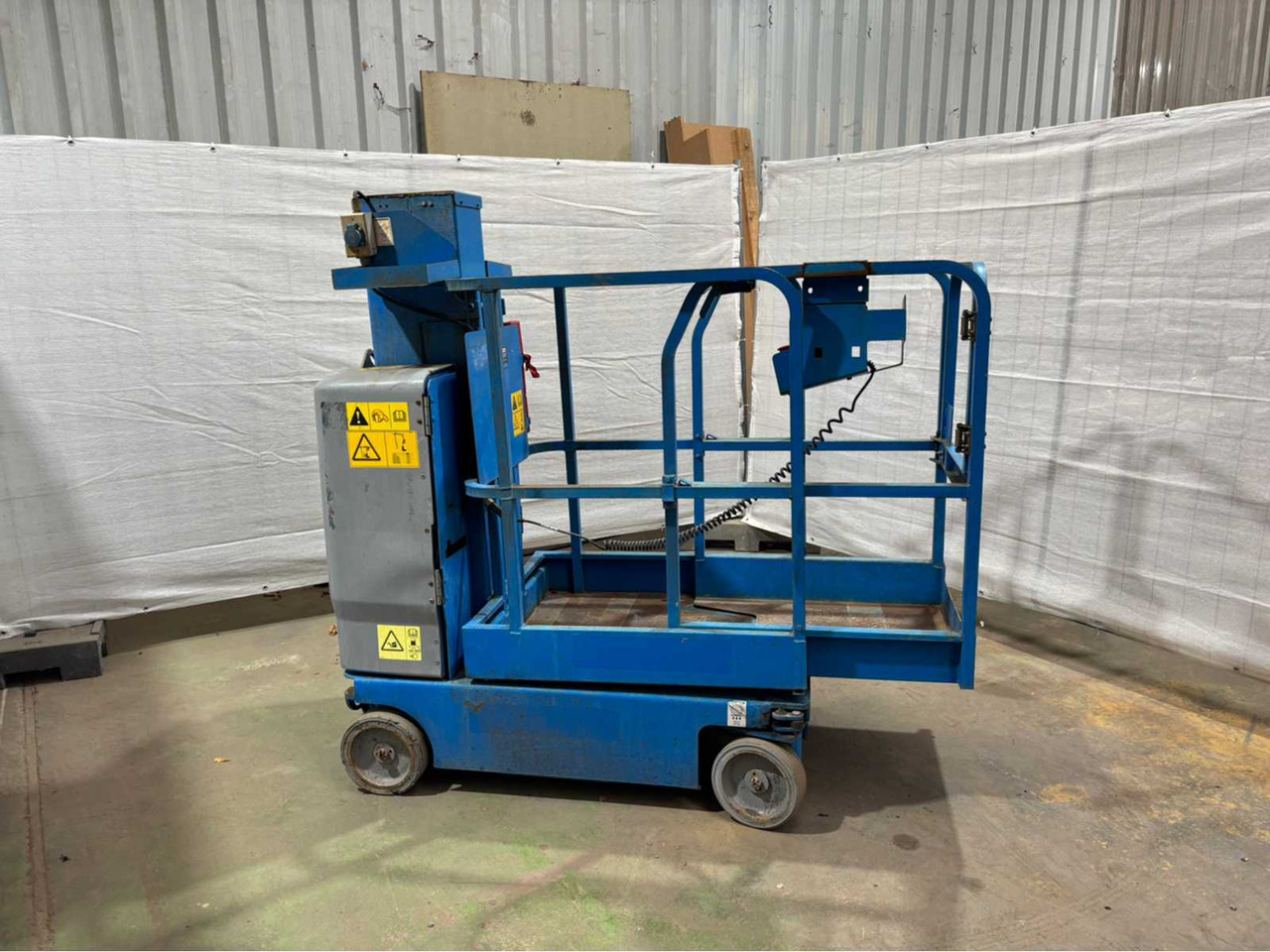 Genie GRC12 - Aerial platform: picture 2 Genie GRC12 - Aerial platform: picture 2
