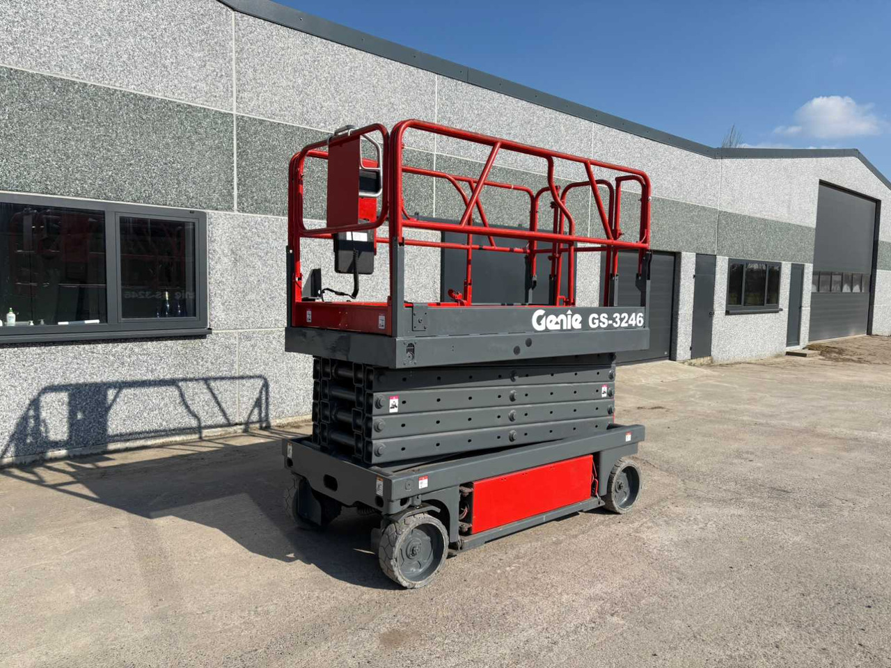 Genie GS-3246 - Aerial platform: picture 1 Genie GS-3246 - Aerial platform: picture 1
