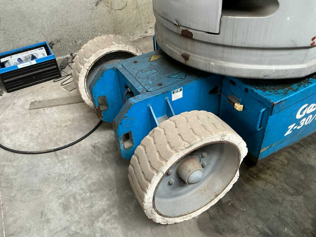 Genie Z-30/20N - Aerial platform: picture 5 Genie Z-30/20N - Aerial platform: picture 5