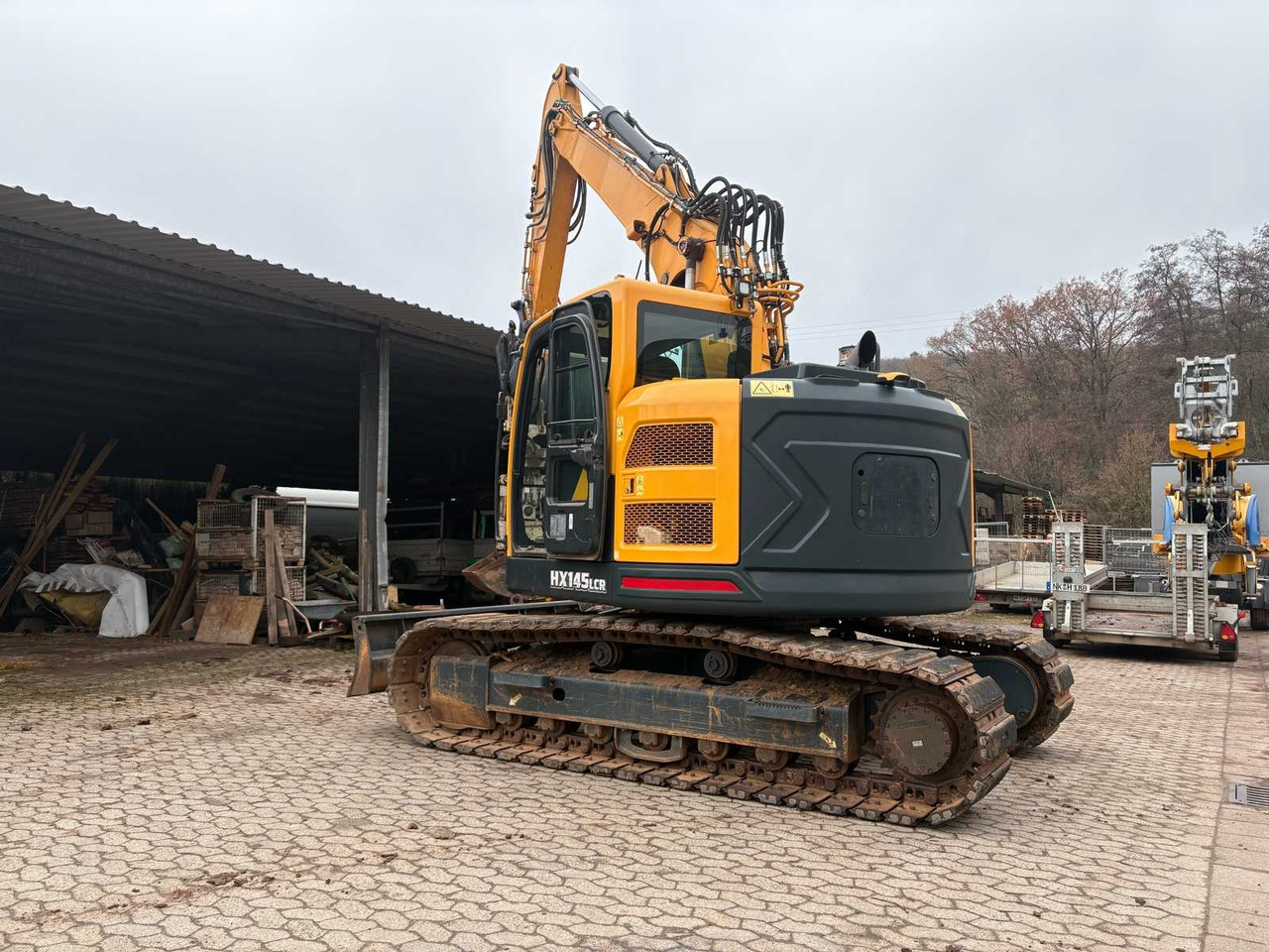 HYUNDAI HX145LCR – SHORT TAIL SWING CRAWLER EXCAVATOR - Excavator: picture 3 HYUNDAI HX145LCR – SHORT TAIL SWING CRAWLER EXCAVATOR - Excavator: picture 3