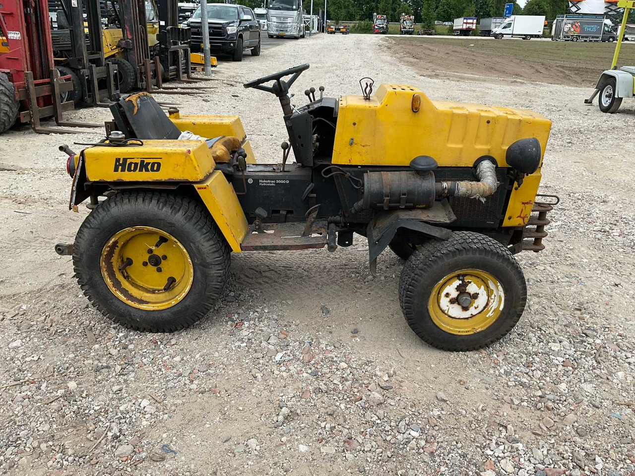 Hakotrac 3800 D - Compact tractor: picture 5 Hakotrac 3800 D - Compact tractor: picture 5