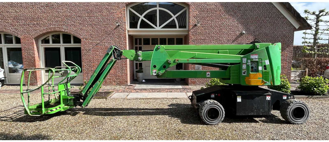 Haulotte HA15IP - Aerial platform: picture 2 Haulotte HA15IP - Aerial platform: picture 2