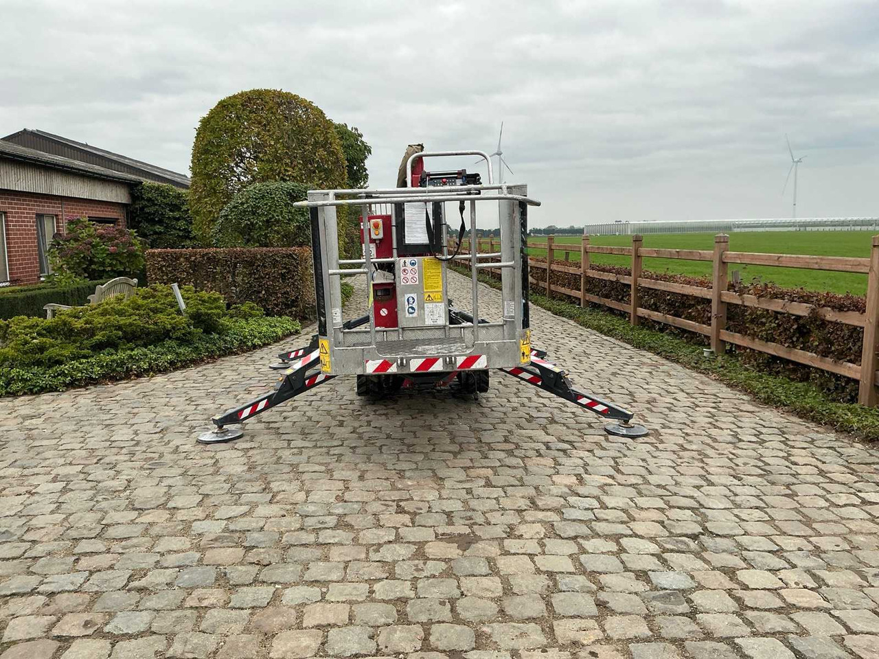 Hinowa GL14.70 - Aerial platform: picture 4 Hinowa GL14.70 - Aerial platform: picture 4