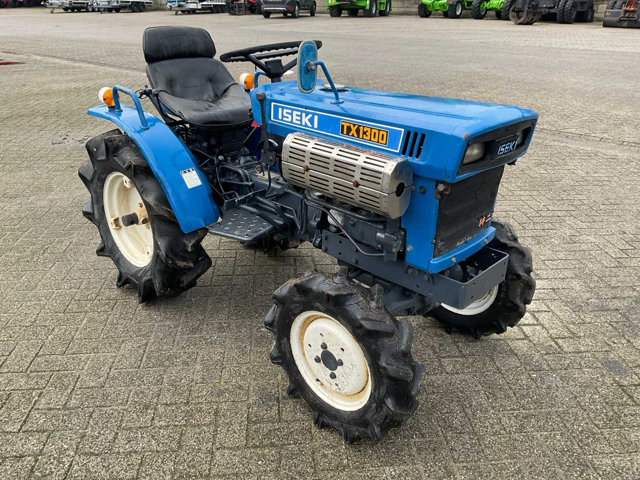 Iseki TX1300 - Compact tractor: picture 4 Iseki TX1300 - Compact tractor: picture 4
