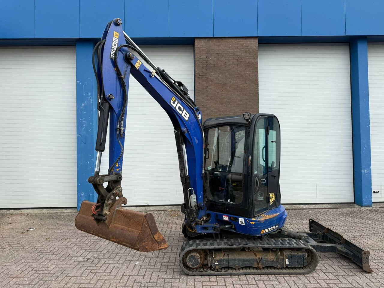 JCB - 8035 ZTS 3.5 TONS RUPSKRAAN - TRACKED EXCAVATOR - 2018 - Excavator: picture 5 JCB - 8035 ZTS 3.5 TONS RUPSKRAAN - TRACKED EXCAVATOR - 2018 - Excavator: picture 5