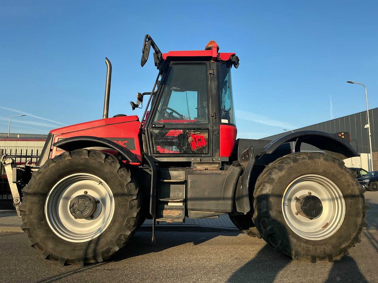 JCB Fastrac 2135 4WS - Farm tractor: picture 2 JCB Fastrac 2135 4WS - Farm tractor: picture 2