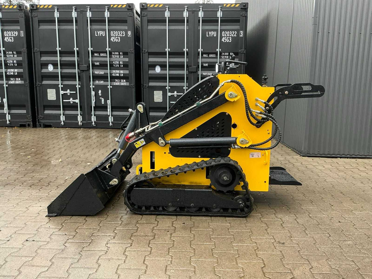 JL LRT360 MINI LOADER / SKID STEER LOADER ON TRACKS - Compact track loader: picture 2 JL LRT360 MINI LOADER / SKID STEER LOADER ON TRACKS - Compact track loader: picture 2