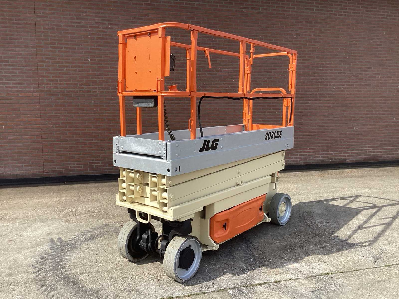 JLG 2030ES - Aerial platform: picture 2 JLG 2030ES - Aerial platform: picture 2