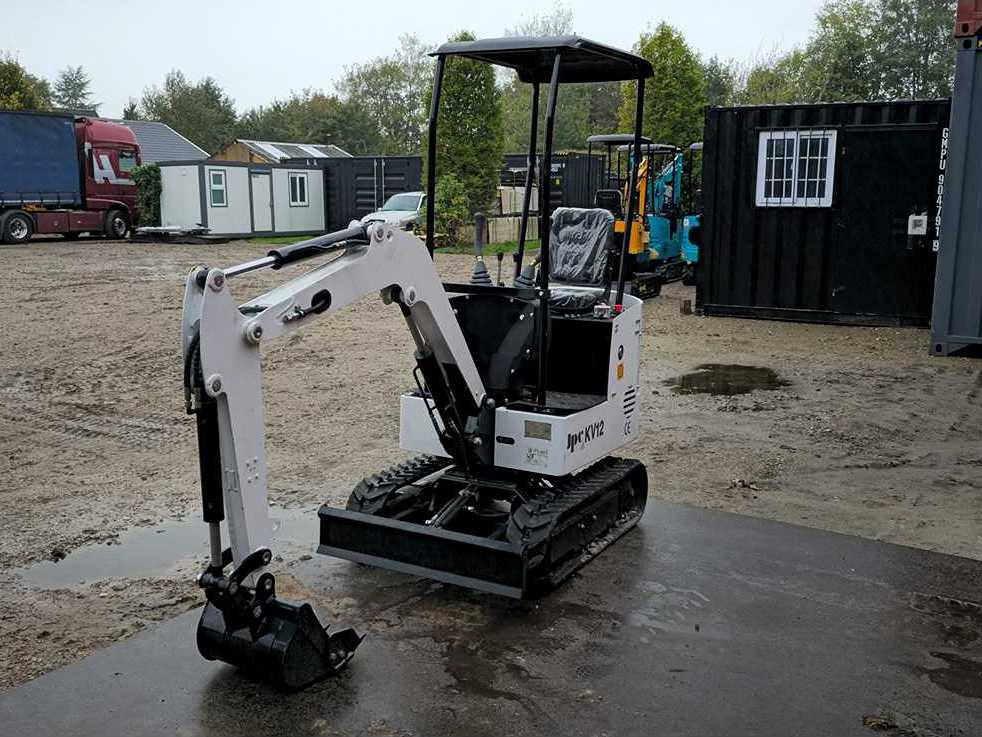 JPC KV12 - Mini excavator: picture 4 JPC KV12 - Mini excavator: picture 4