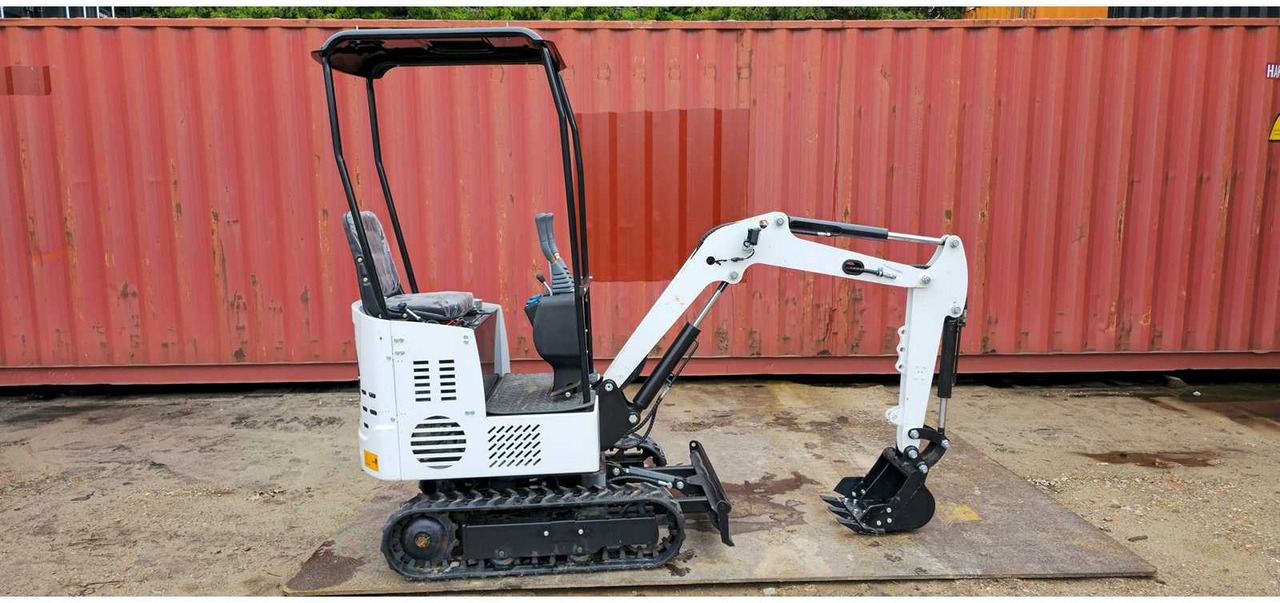 JPC KV12 - Mini excavator: picture 1 JPC KV12 - Mini excavator: picture 1