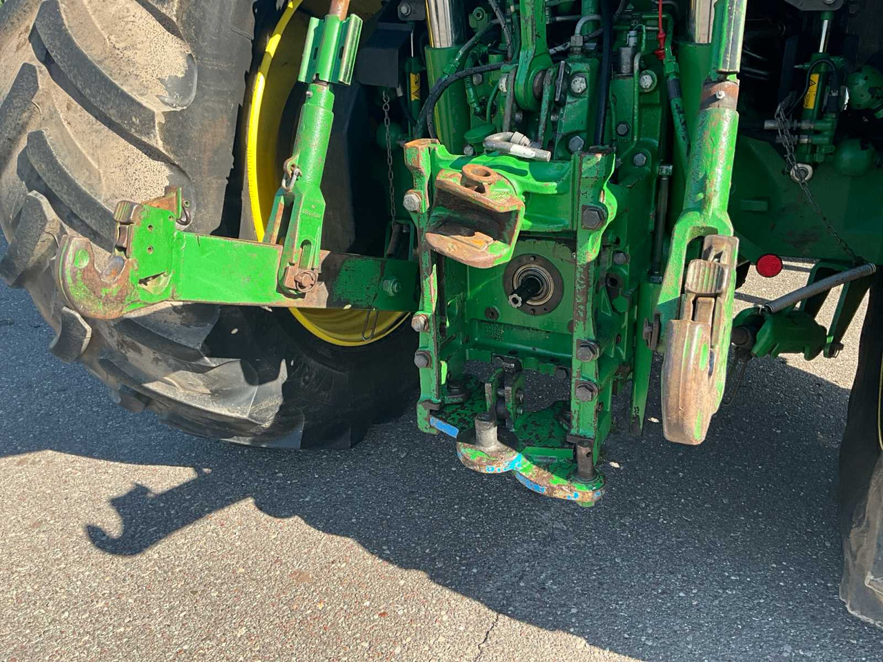 Farm tractor John deere 6170 R: picture 22