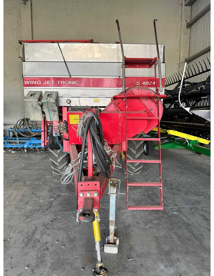 KONGSKILDE WingJet S4024 - Silage equipment: picture 3 KONGSKILDE WingJet S4024 - Silage equipment: picture 3