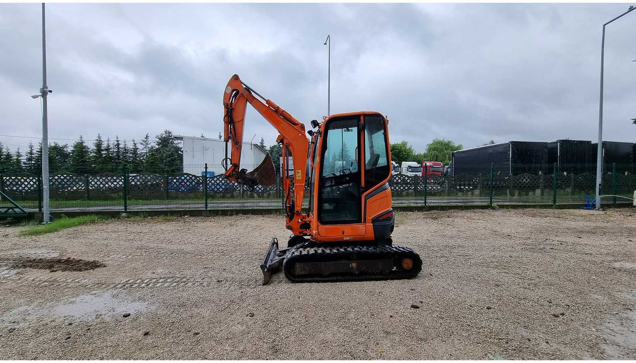 KUBOTA U27-4 - Mini excavator: picture 1 KUBOTA U27-4 - Mini excavator: picture 1