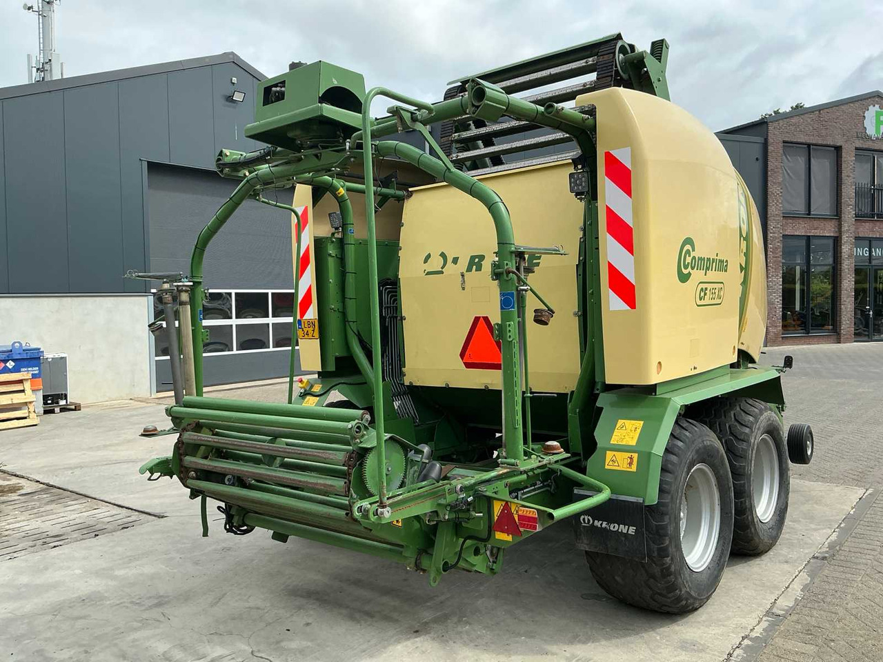 Krone Comprima CF 155 XC - Round baler, Bale wrapper: picture 4 Krone Comprima CF 155 XC - Round baler, Bale wrapper: picture 4