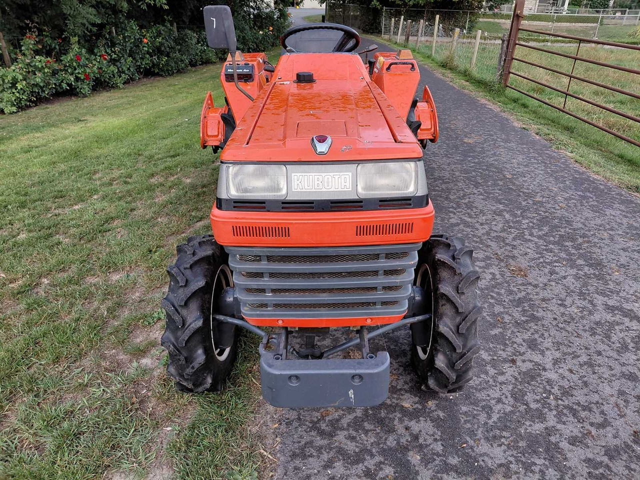 Kubota L1-18 - Compact tractor: picture 2 Kubota L1-18 - Compact tractor: picture 2
