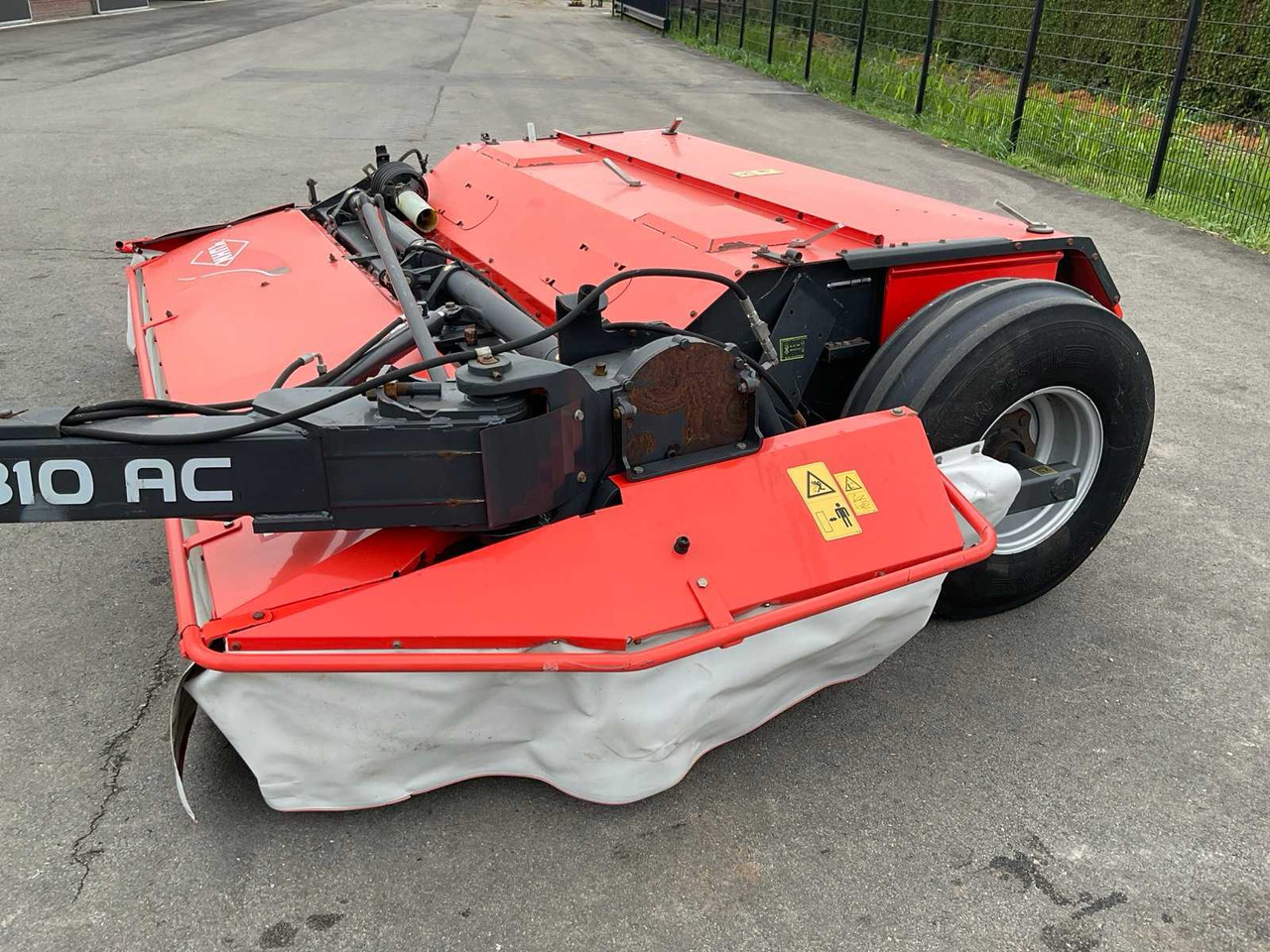 Kuhn PZ310AC - Flail mower/ Mulcher: picture 4 Kuhn PZ310AC - Flail mower/ Mulcher: picture 4