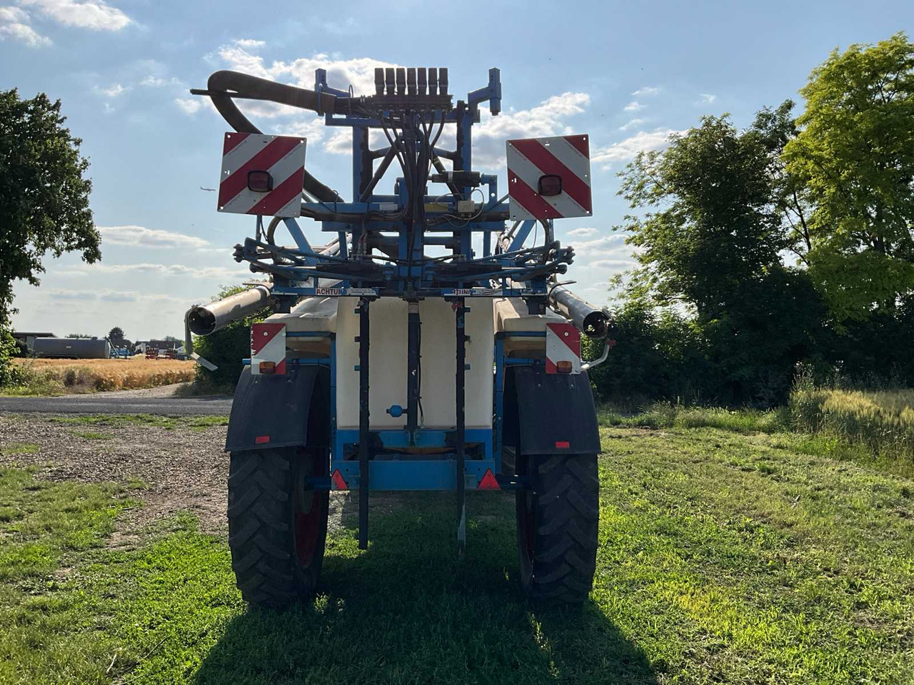 Lemken Eurotrain TCM 3500 - Sprayer: picture 3 Lemken Eurotrain TCM 3500 - Sprayer: picture 3