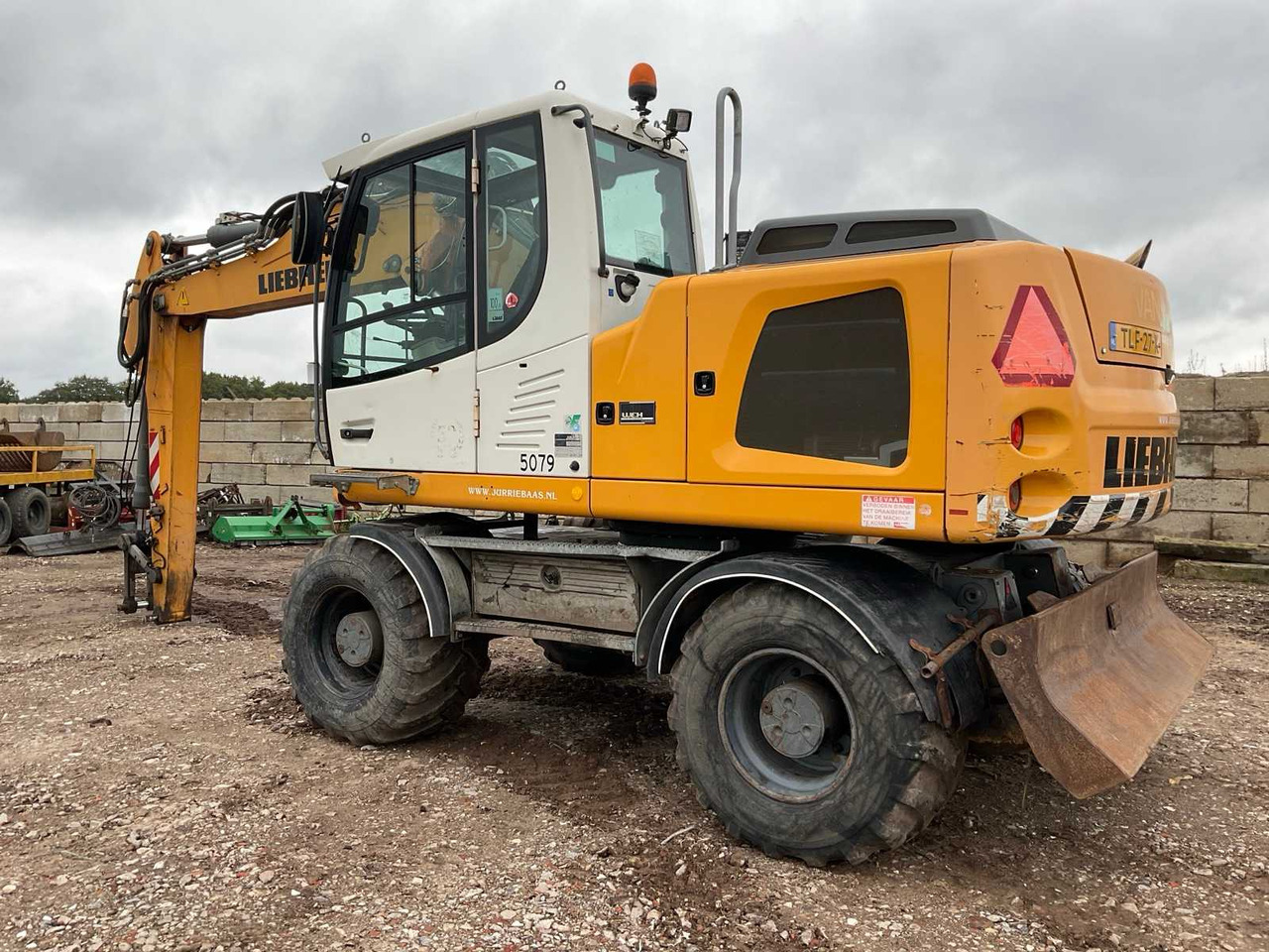 Liebherr A916-L1 - Wheel excavator: picture 2 Liebherr A916-L1 - Wheel excavator: picture 2