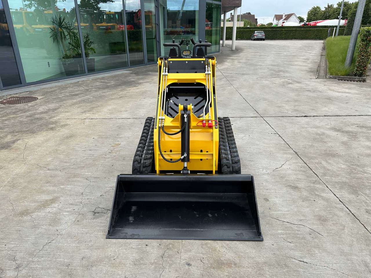 MACHPRO - 2025 - MP-S300 - CRAWLER LOADER - Compact track loader: picture 2 MACHPRO - 2025 - MP-S300 - CRAWLER LOADER - Compact track loader: picture 2