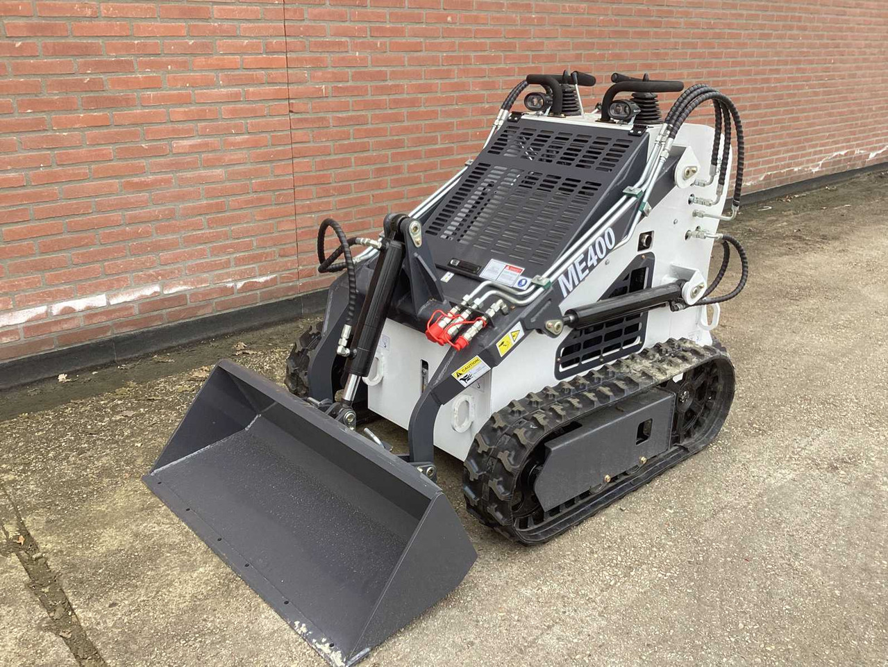 ME power ME 400 - Skid steer loader: picture 4 ME power ME 400 - Skid steer loader: picture 4