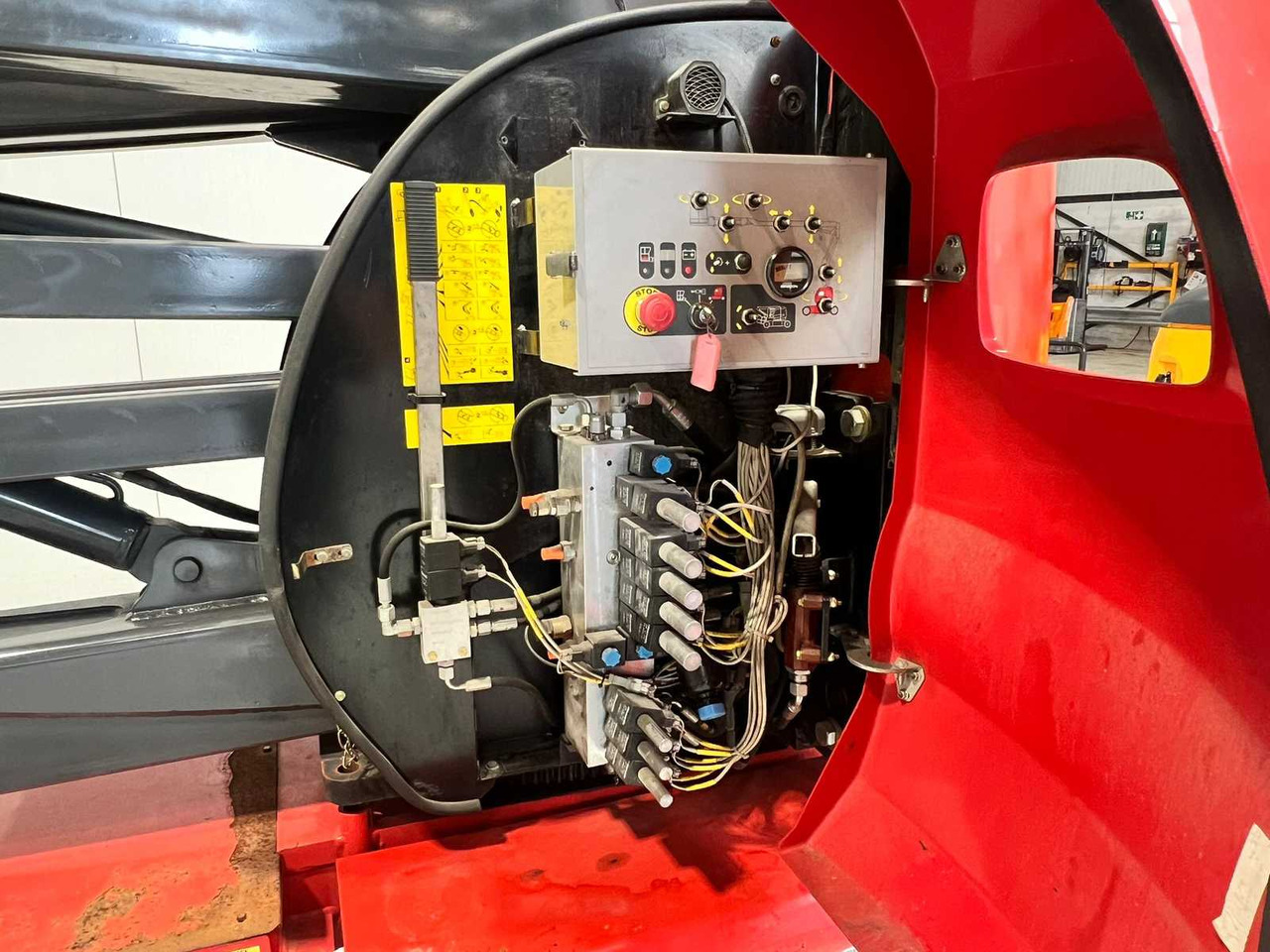 Manitou 150AETJ - Aerial platform: picture 4 Manitou 150AETJ - Aerial platform: picture 4