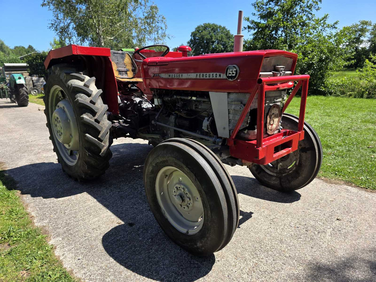 Massey Ferguson 155 - Farm tractor: picture 4 Massey Ferguson 155 - Farm tractor: picture 4
