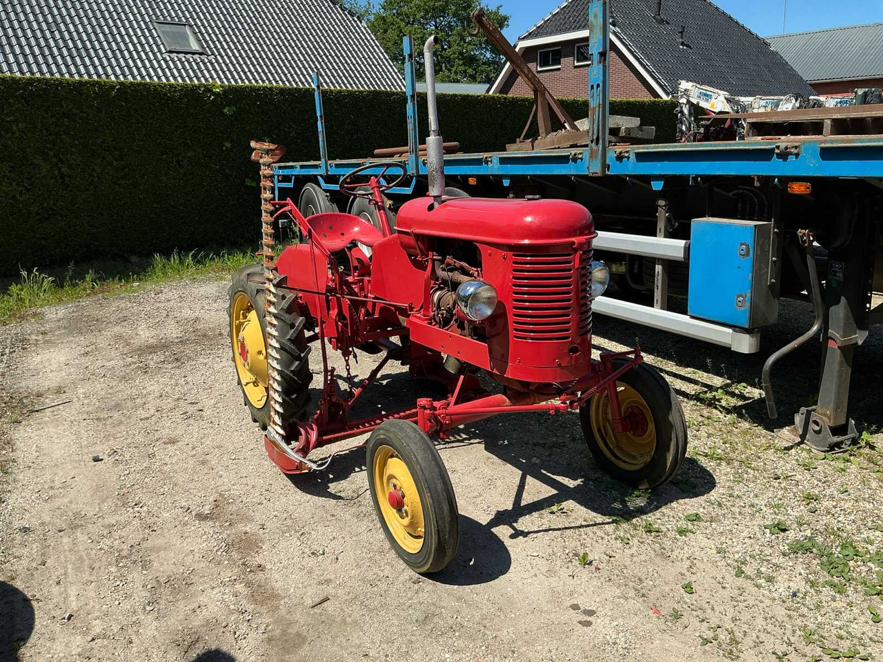 Massey-Harris Pony - Farm tractor: picture 1 Massey-Harris Pony - Farm tractor: picture 1