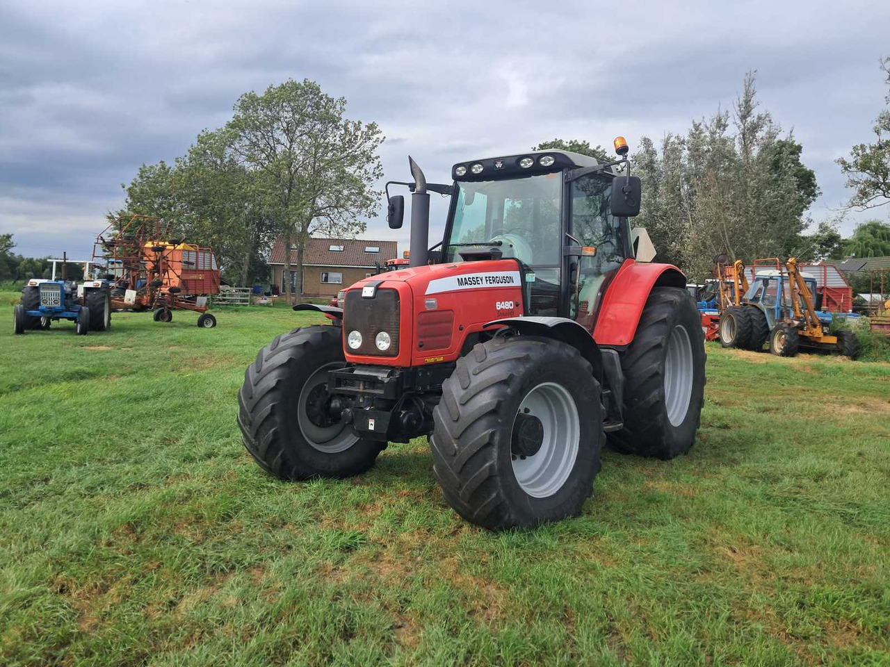 Massey ferguson 6480 - Farm tractor: picture 1 Massey ferguson 6480 - Farm tractor: picture 1