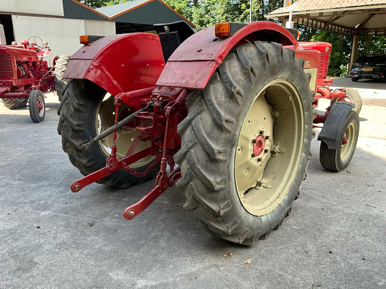 Mc cormick international 423 - Farm tractor: picture 3 Mc cormick international 423 - Farm tractor: picture 3