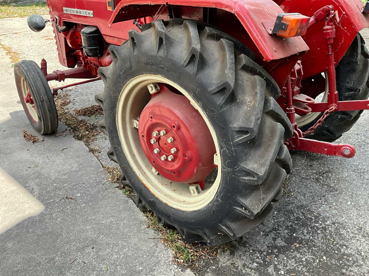Mc cormick international D-439 - Farm tractor: picture 5 Mc cormick international D-439 - Farm tractor: picture 5