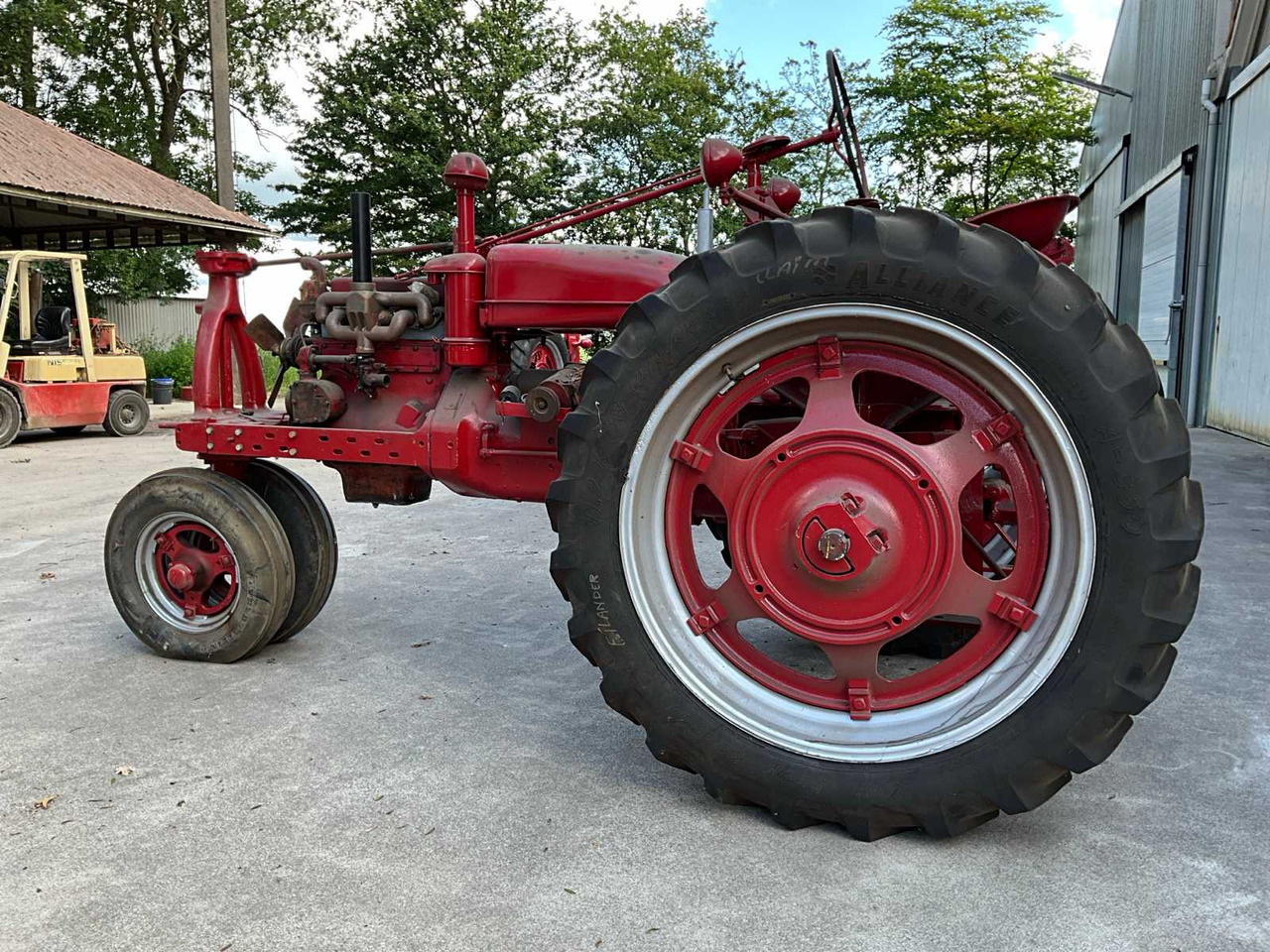 McCormick Benzine - Farm tractor: picture 4 McCormick Benzine - Farm tractor: picture 4