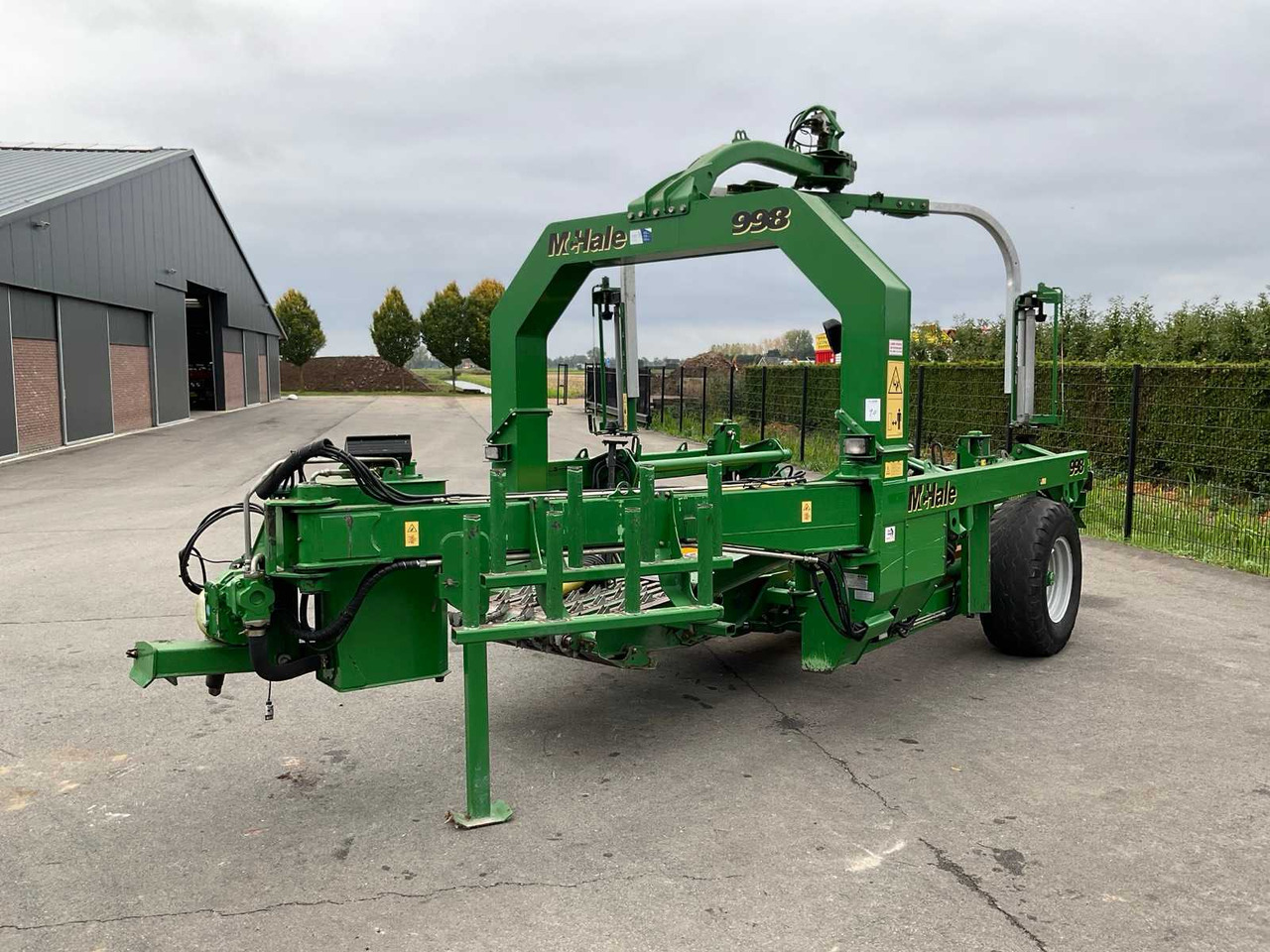 McHale 998 - Bale wrapper: picture 5 McHale 998 - Bale wrapper: picture 5