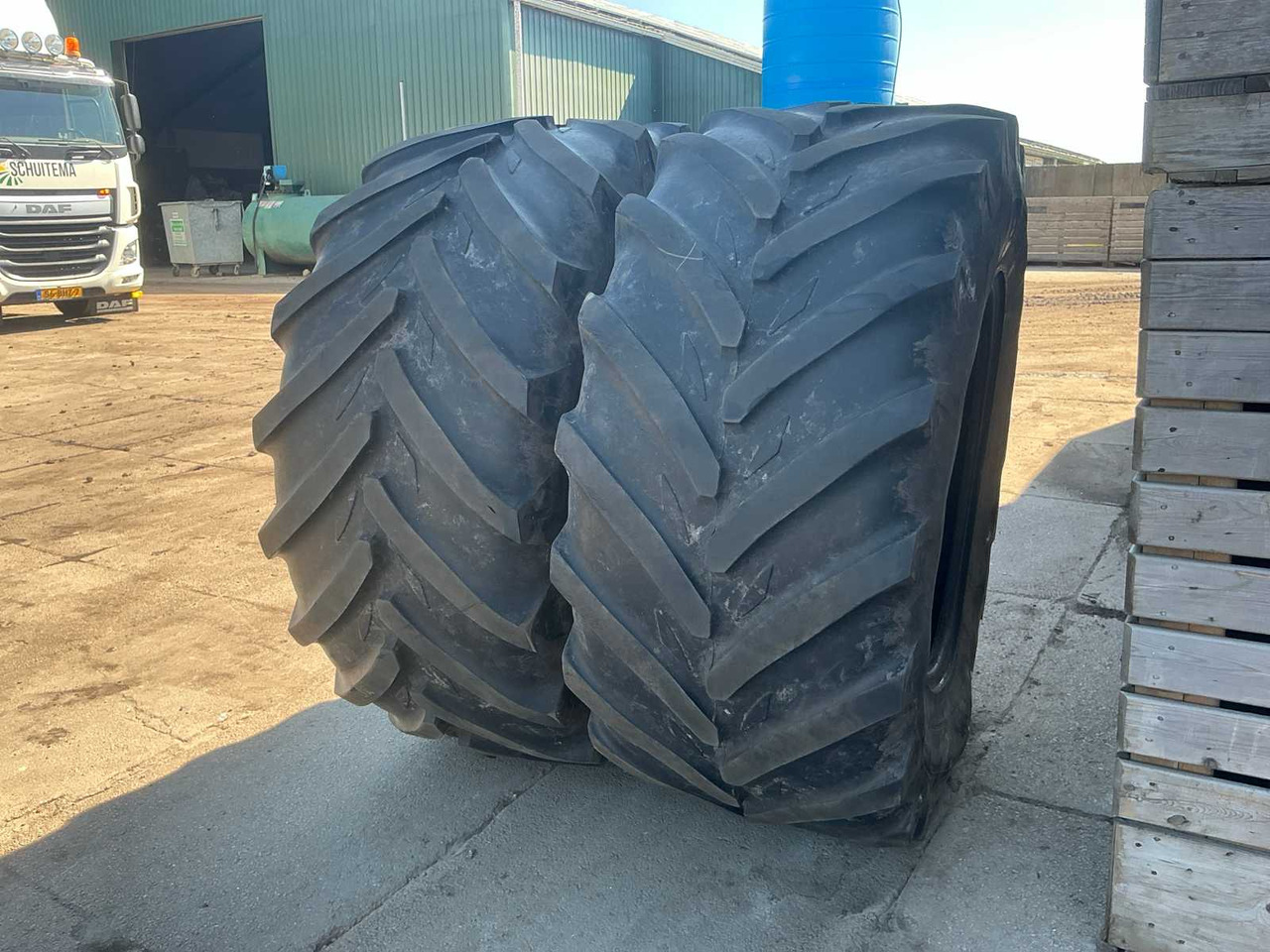 Michellin Xeobib - Wheels and tires for Farm tractor: picture 5 Michellin Xeobib - Wheels and tires for Farm tractor: picture 5