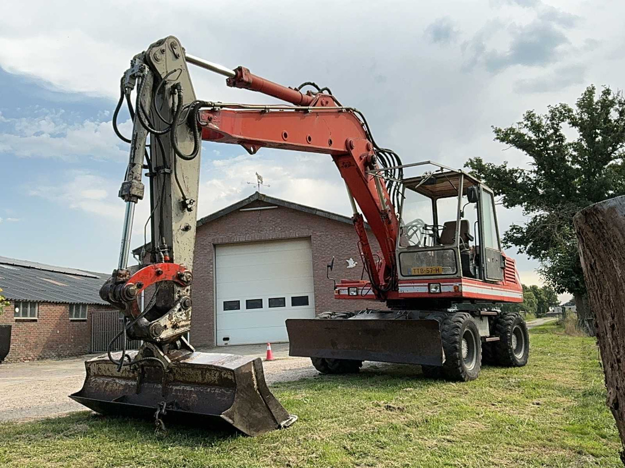 O&K MH 5 CP - Backhoe loader: picture 1 O&K MH 5 CP - Backhoe loader: picture 1