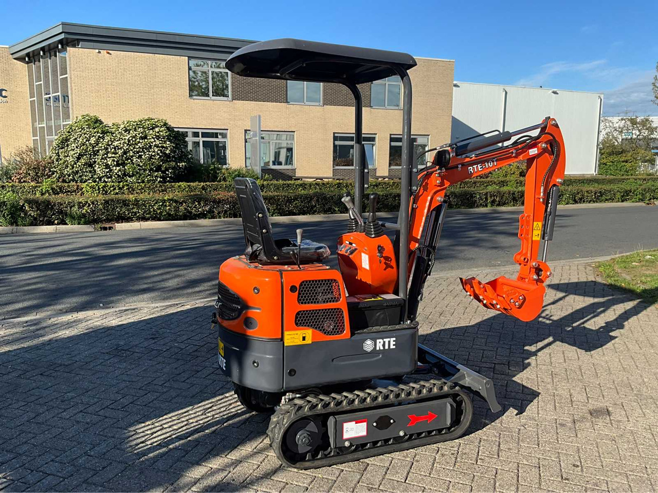 Mini excavator RTE CX10T: picture 6