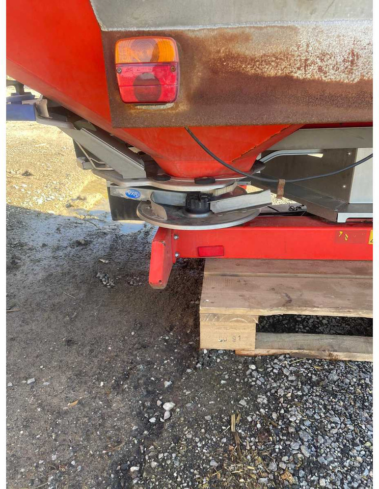 Rauch AXIS M30.1 - Fertilizer spreader: picture 5 Rauch AXIS M30.1 - Fertilizer spreader: picture 5