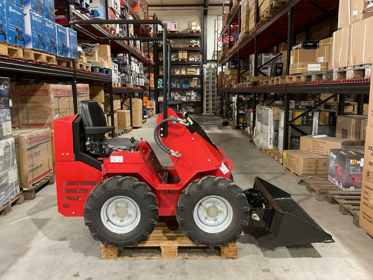 Rhino-Cross SSL480 - Wheel loader: picture 3 Rhino-Cross SSL480 - Wheel loader: picture 3