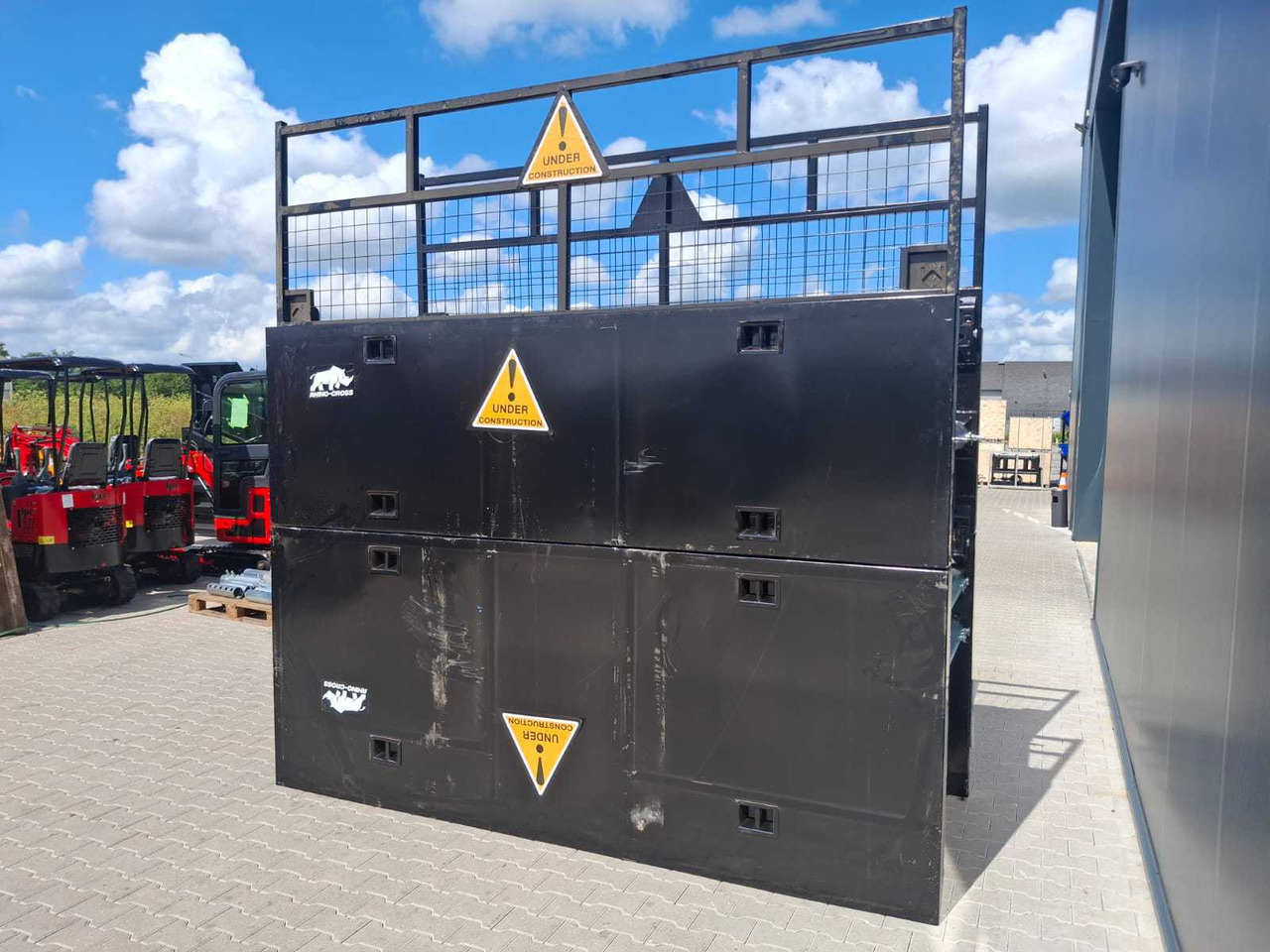 Rhino-Cross Trench Shield 300x220x50cm - Construction equipment: picture 4 Rhino-Cross Trench Shield 300x220x50cm - Construction equipment: picture 4