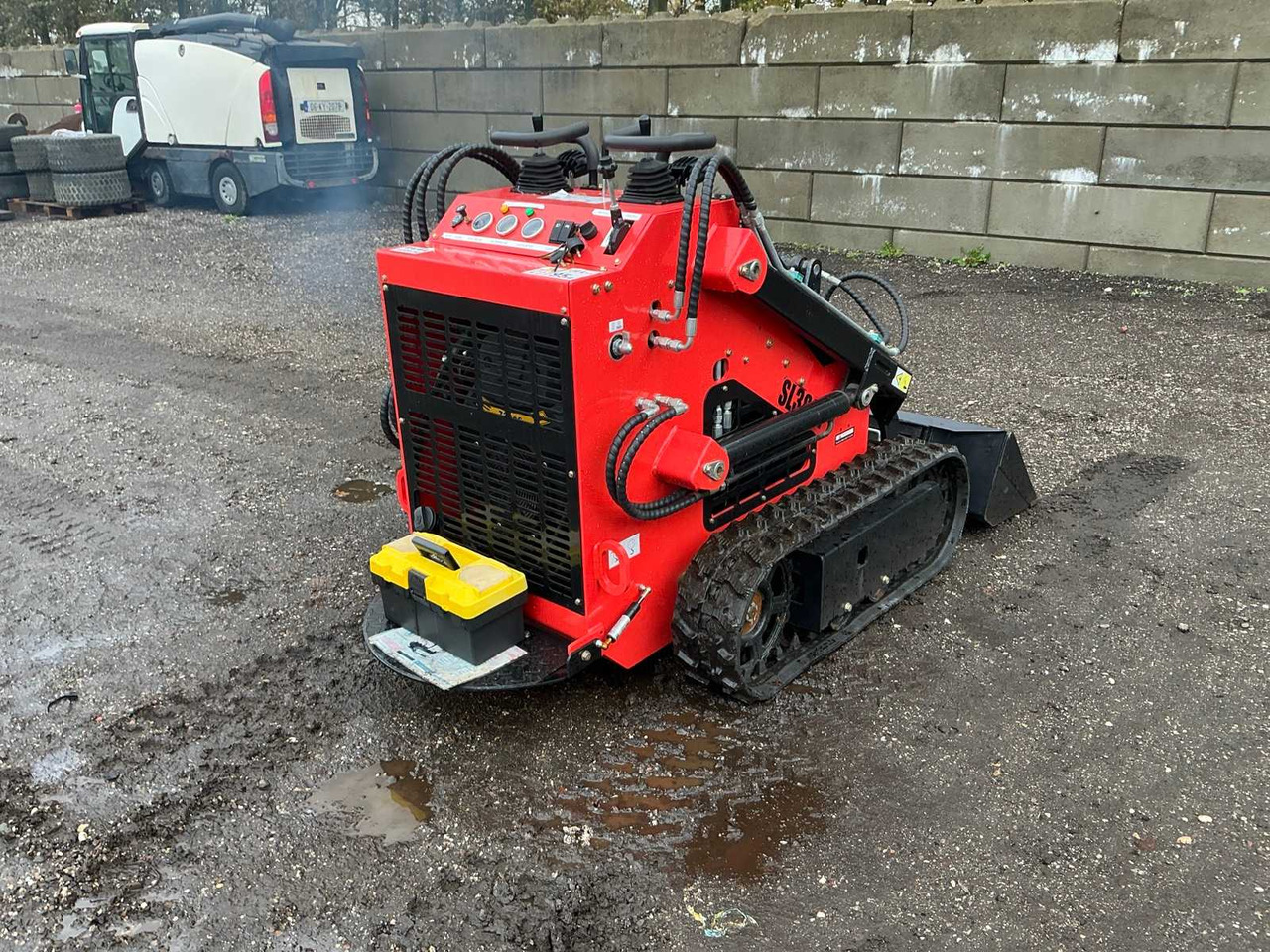 SDLOOL SL380R - Skid steer loader: picture 5 SDLOOL SL380R - Skid steer loader: picture 5