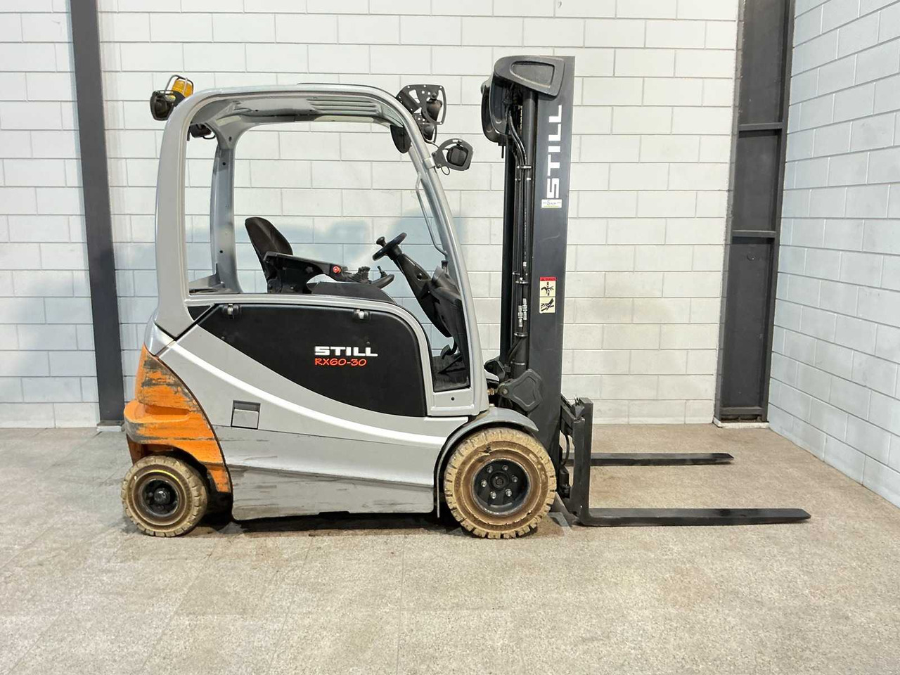 STILL - 2019 - RX60-30 - FORKLIFT - Forklift: picture 2 STILL - 2019 - RX60-30 - FORKLIFT - Forklift: picture 2
